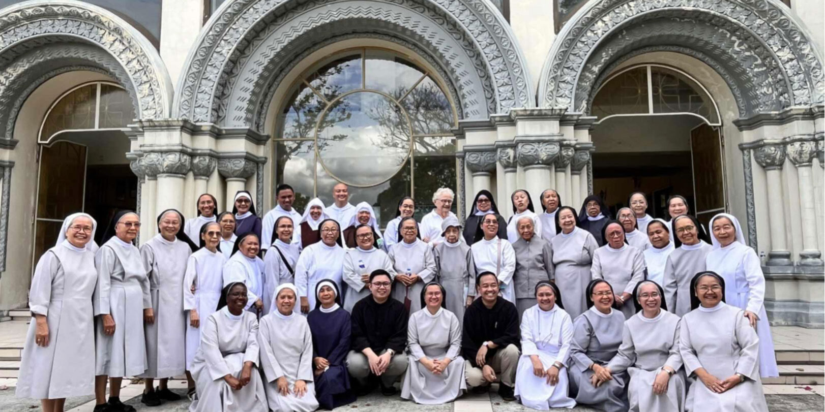 Simple-Professed-Monks-Attend-Monastic-Mindfulness-